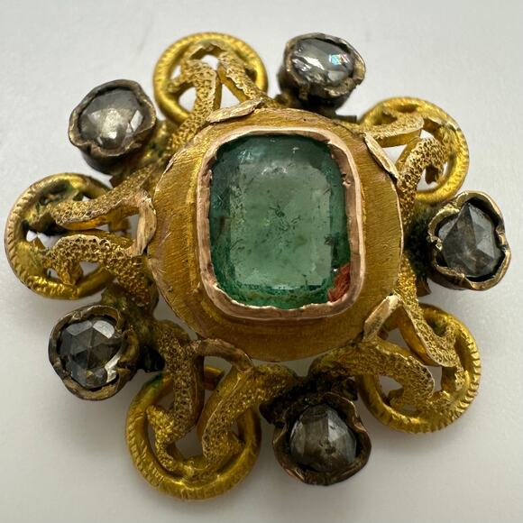 Antique Iberian 17th-18th century 22kt solid gold diamonds emerald finding 2.14g - Picture 3 of 13